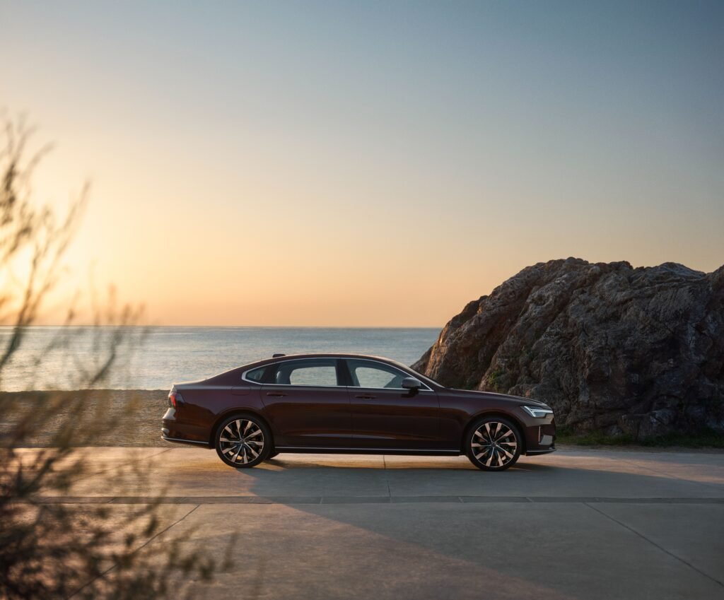 Jpg Full Akqa006 S90 Exterior Profile Global