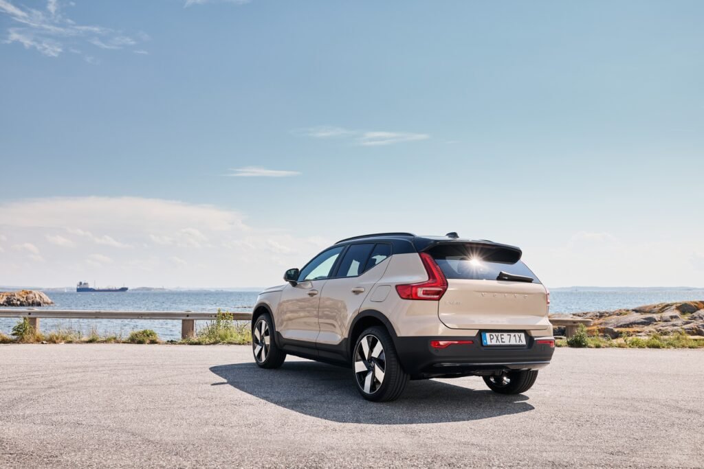 330372 Ex40 Sand Dune Edition