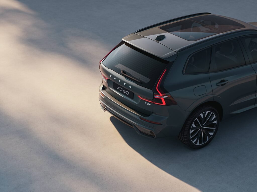 340825 Refreshed Volvo Xc60 Exterior